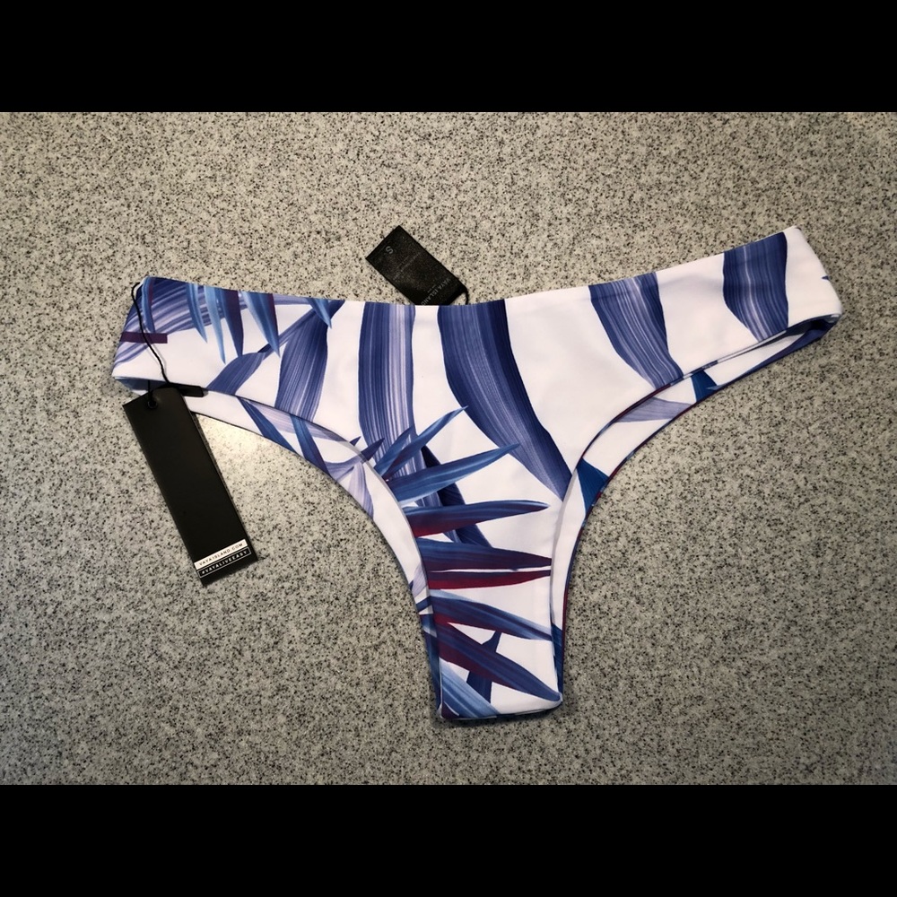 Vaya Island Vues Purple Palomino Bottom - Picture 4 of 4